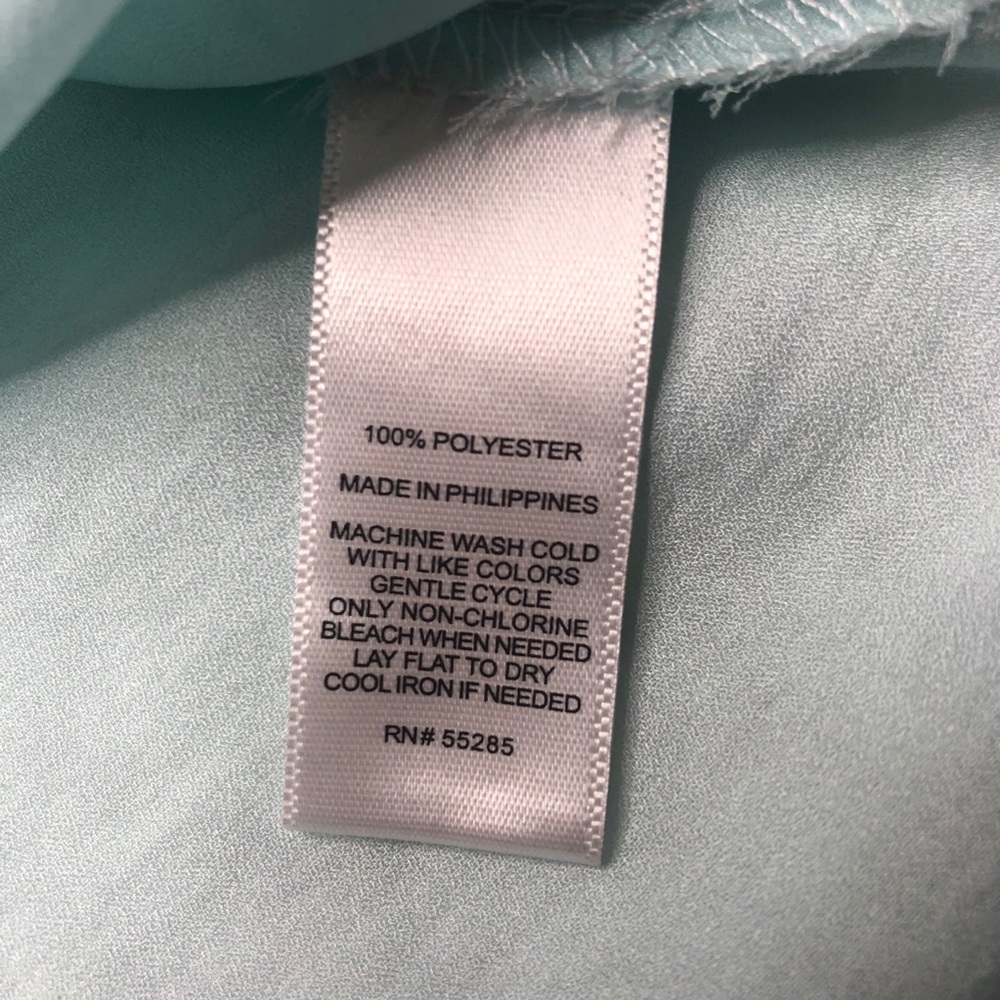 Express Racerback Blouse - Picture 4 of 6